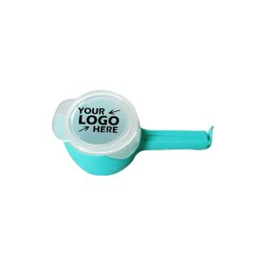 Bag Clip With Pour Spout